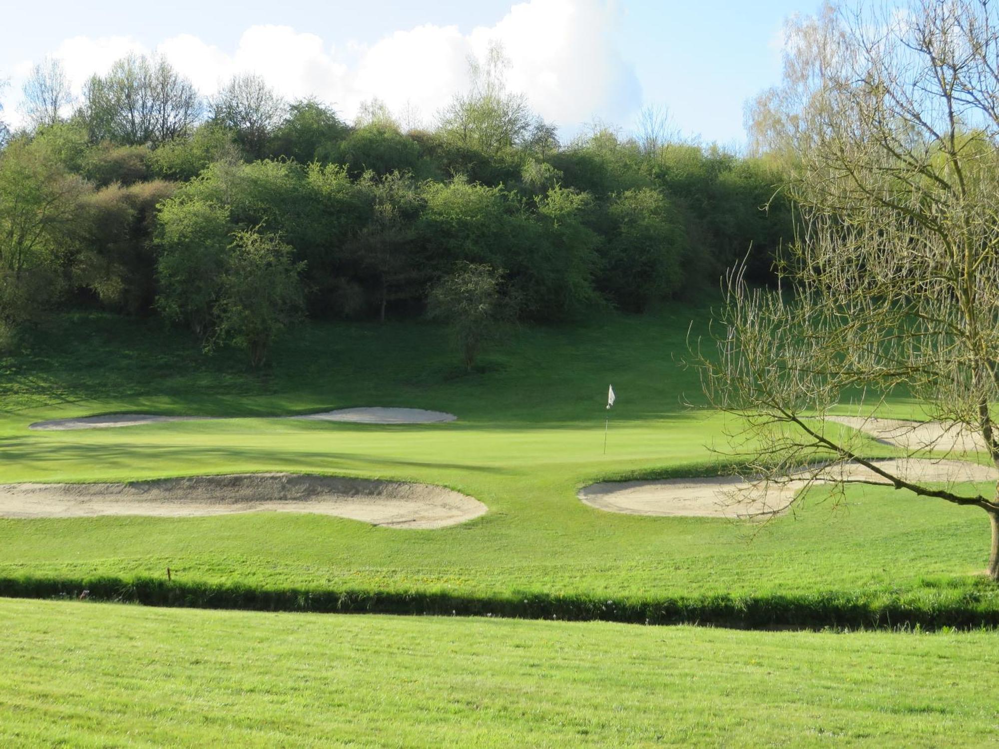 Golf & Hotel De Falnuee Mazy Bagian luar foto